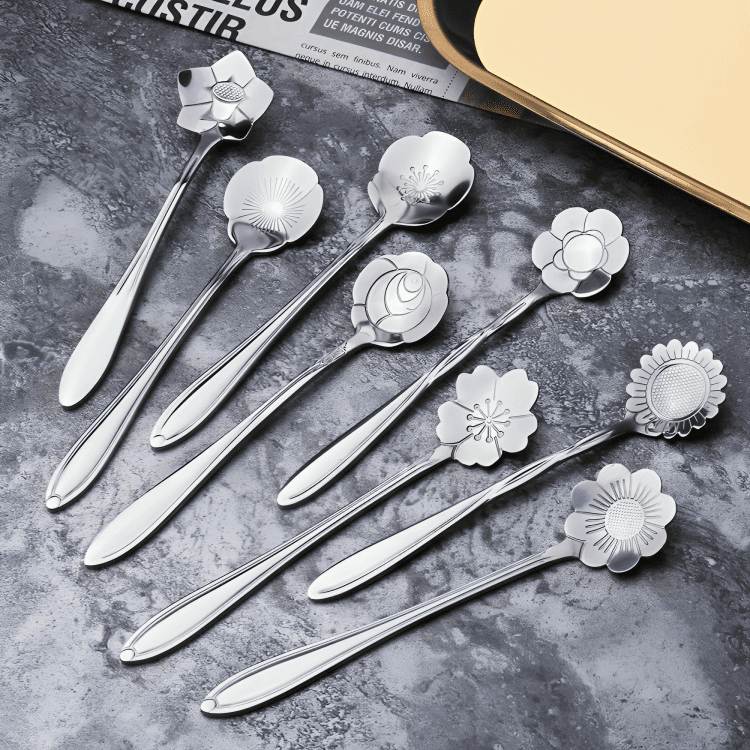 PLATINARTZ® PetalSpoon 8-Piece Flower Spoon Set