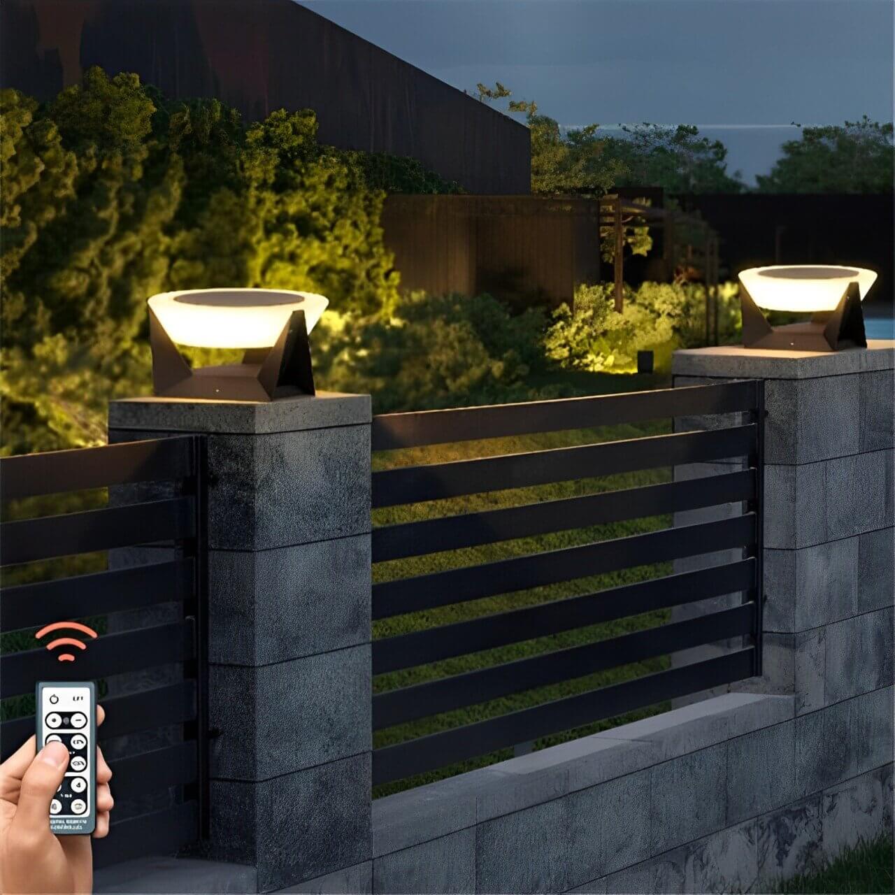 PLATINARTZ® SolarGlow Garden Column Lights